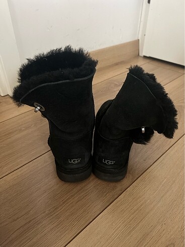 38 Beden siyah Renk ugg bot