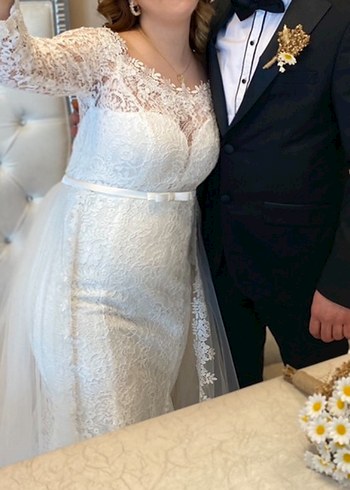 Dantel Detaylı Uzun Kollu Prenses Gelinlik - Görsel 2