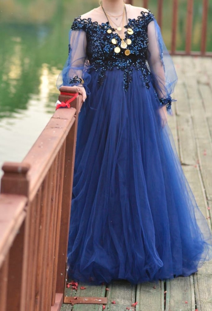 İşlemeli Boncuklu Uzun Kollu Mavi Nişan Elbisesi - Görsel 2