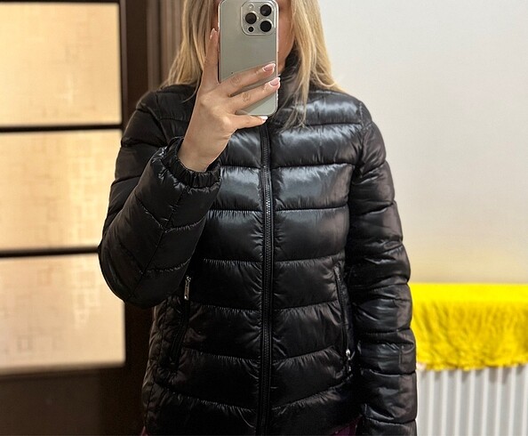 Mango Mango siyah şişme mont