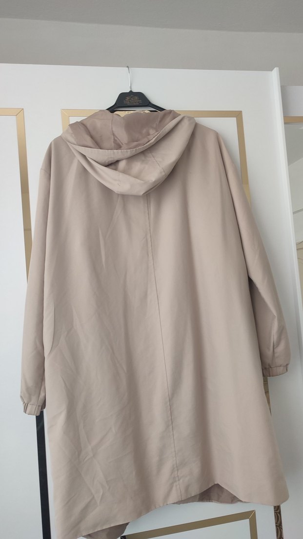 Bej Midi Kadın Yağmurluk Kapüşonlu - Görsel 3