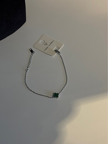 Van Cleef & Arpels VAN CLEFF