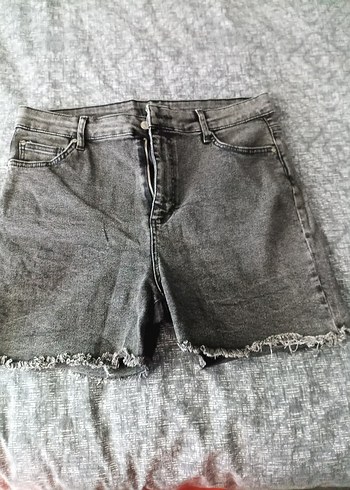 Gri Mini Denim Kadın Şort