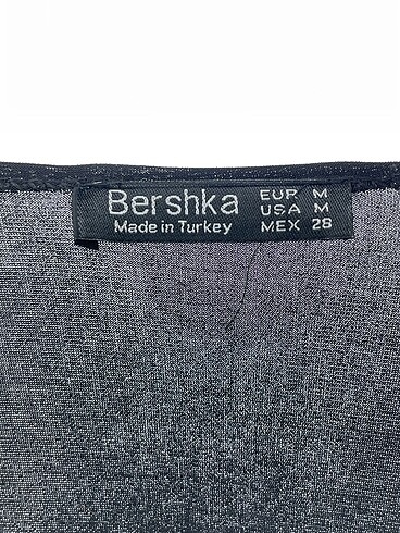 m Beden siyah Renk Bershka Kısa Elbise %70 İndirimli.