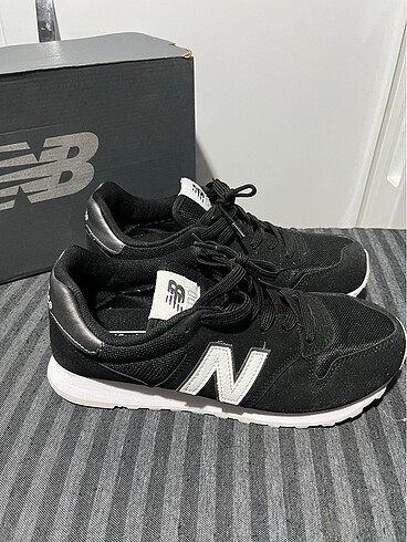 New Balance 500