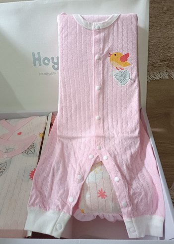 Yenidoğan Beden pembe Renk 15 parça hastane çıkışı.