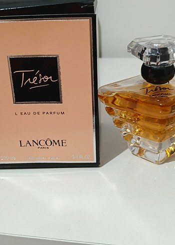 Lancome Tresor Kadın Parfümü 30 ml - Görsel 5