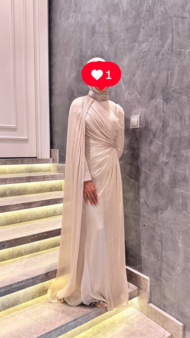 K.ralık Drapeli Uzun Beyaz Tesettür Abiye - Görsel 2