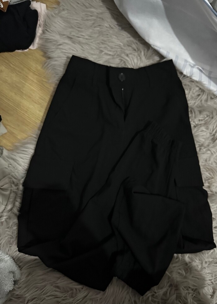 Bershka kargo pantolon - Görsel 3