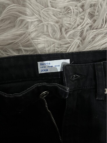 xs Beden siyah Renk Bershka jeans şort