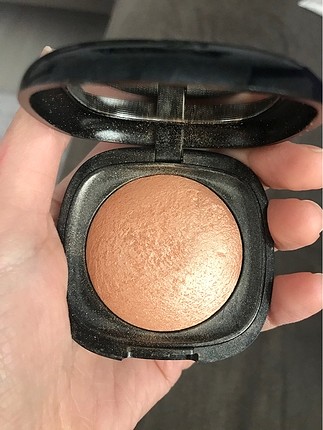 Kiko highlighter