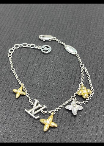 Zincir Detaylı Mini Altın Renkli Kadın Kolye - Görsel 2