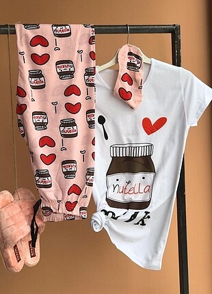 Nutella pijama takımı ???? TERLİKLER GÖRSEL AMAÇLI SATILIK DEĞİL
