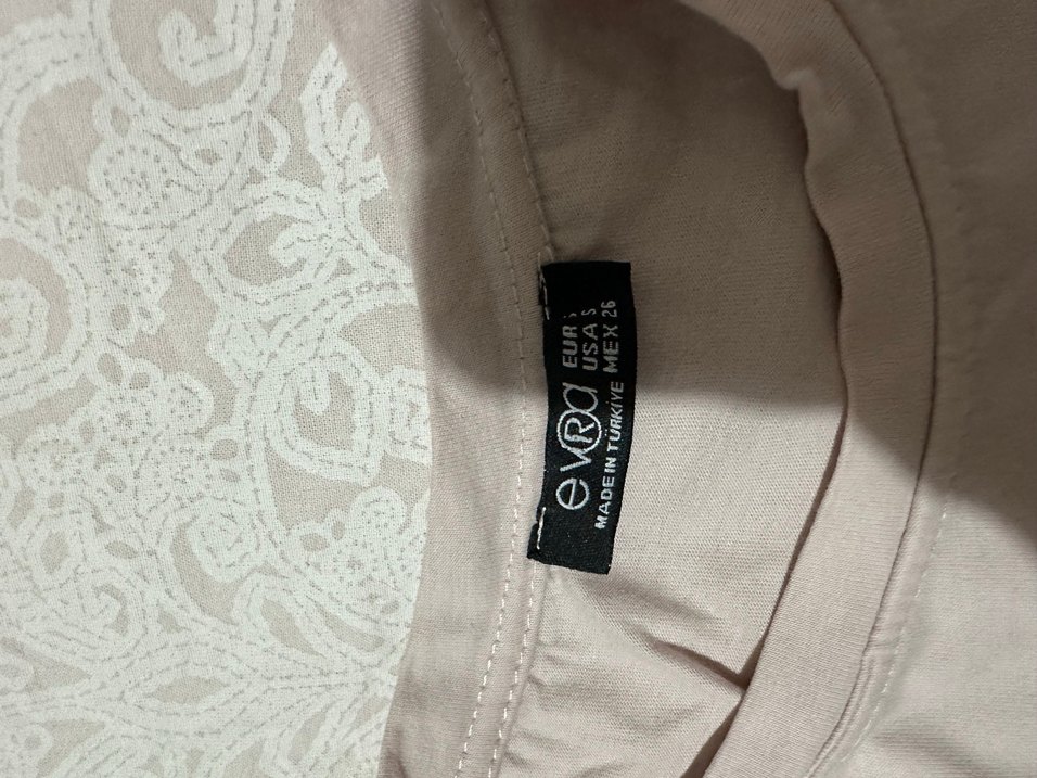 Pudra rengi kurdeleli Nakışlı Oversize Tişört - Görsel 4