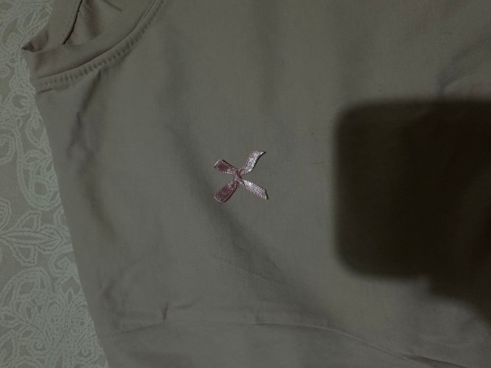 Pudra rengi kurdeleli Nakışlı Oversize Tişört - Görsel 3