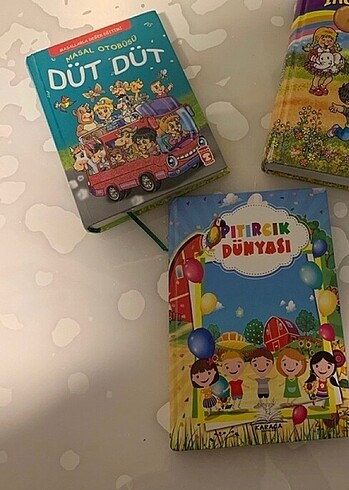 Çanta ve kitap