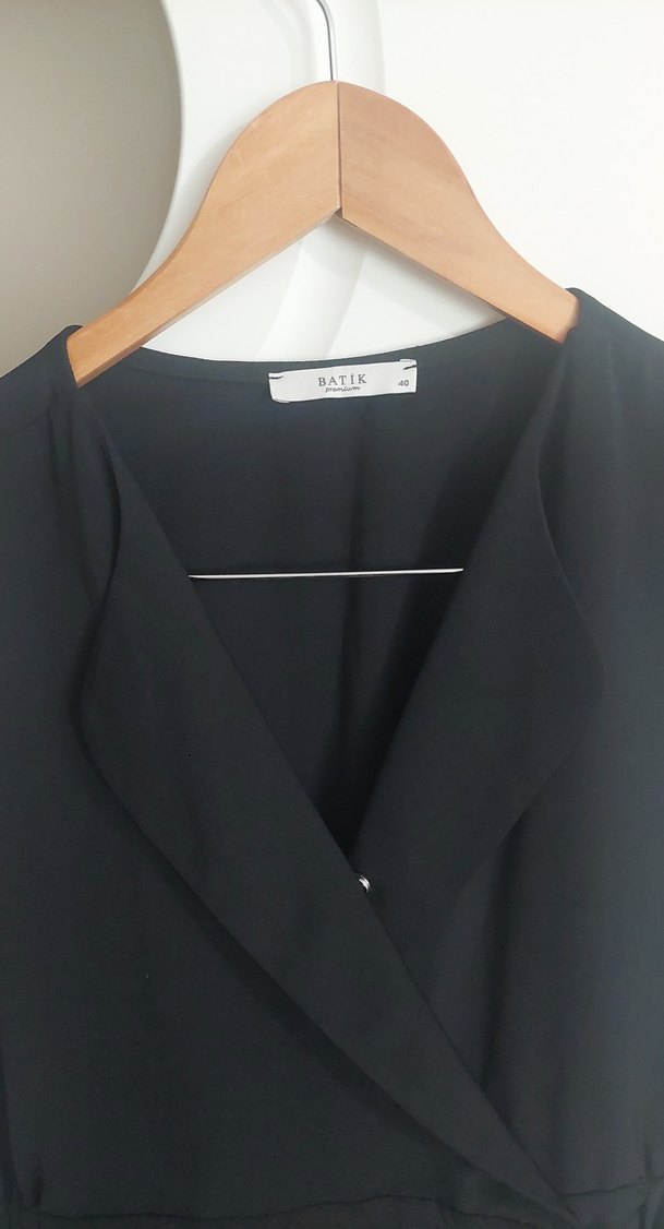 Düğmeli Siyah Kolsuz Kadın Klasik elbise - Görsel 2