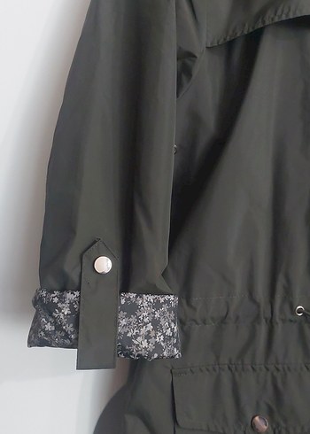 Kadın haki Kapüşonlu Fermuarlı yağmurluk - Görsel 5