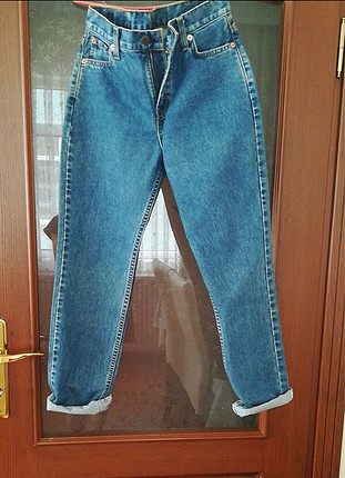 Levis kot