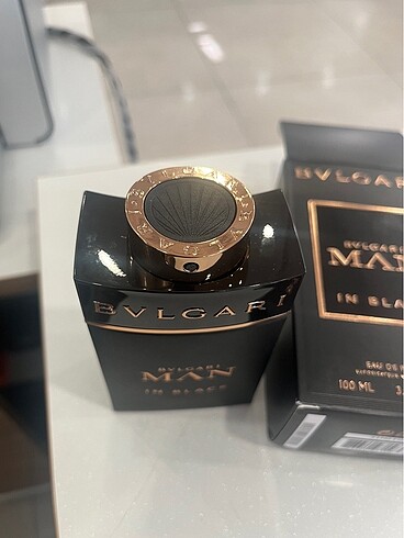 Beden Bvlgari man in black