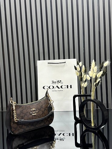 COACH