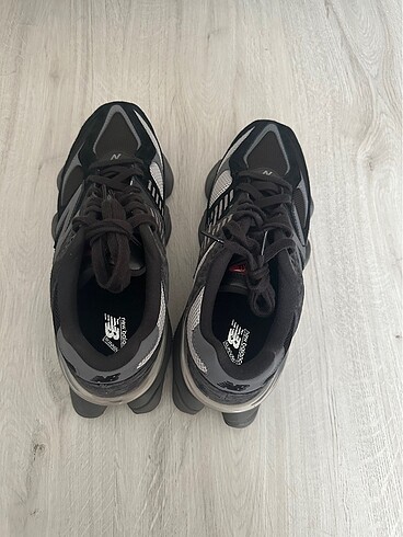 Orjinal new balance 9060