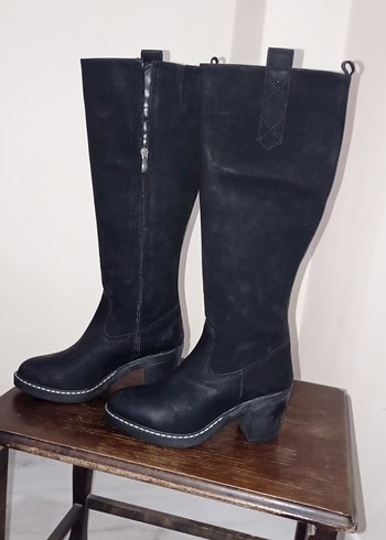 Siyah Süet Tokalı Topuklu Kadın Çizme - Görsel 2