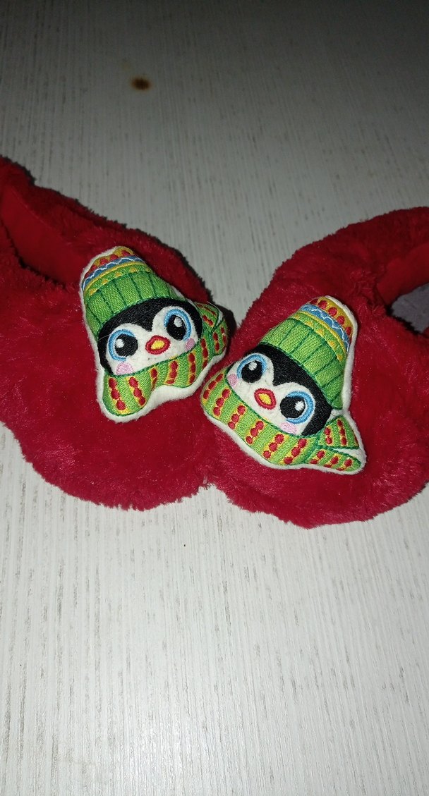 Çocuk Kırmızı Nakışlı Sıcak Terlik - Görsel 2