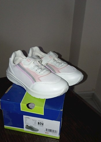 Kız Çocuk Beyaz Cırt Cırtlı Spor Ayakkabı - Görsel 2