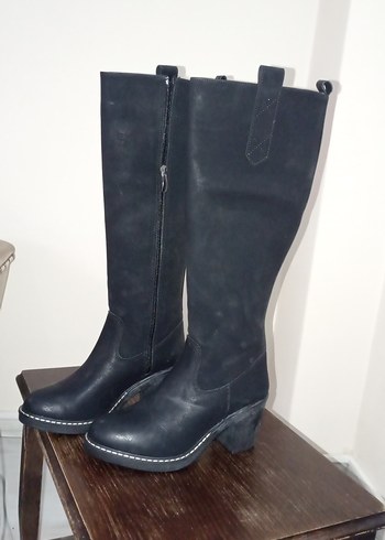 Siyah Süet Tokalı Dizüstü Blok Topuklu Çizme - Görsel 3