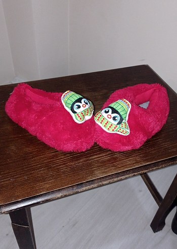 Kızlar için Renkli Nakışlı Sıcak Terlik - Görsel 3