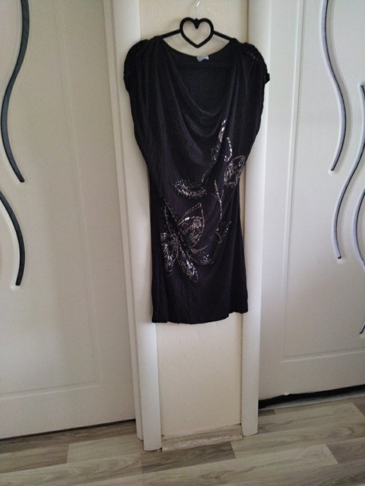 Siyah Desenli - Görsel 2