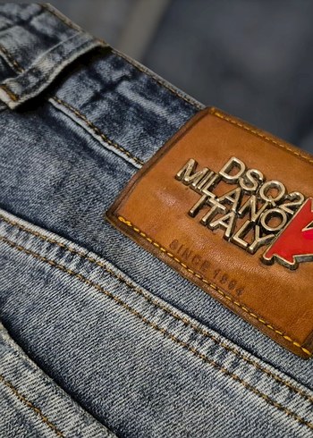 DSquared2 Dsq2 Milano Denim Jean