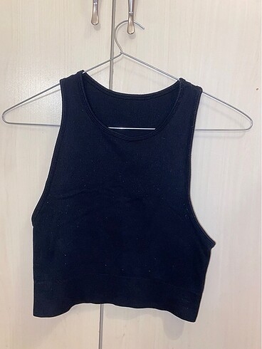 Siyah Askılı Crop Top