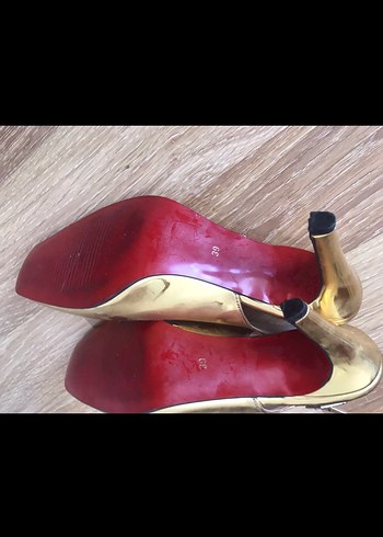 Diğer Parlak Altın Stiletto Topuklu Kadın Ayakkabı