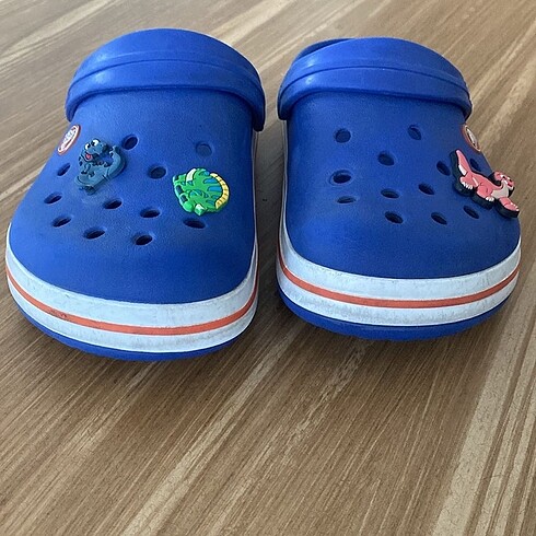 35 Beden mavi Renk Crocs j2 34-35