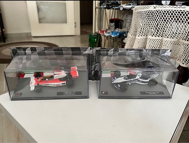 1:43 Formula 1 lot