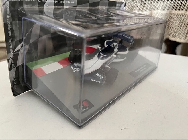 1:43 Formula 1 lot