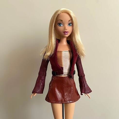 Barbie Barbie my scene 2002