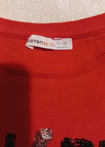 Kız Çocuk Parlak Pul Detaylı Kırmızı Tişört - Görsel 3
