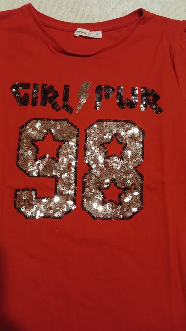 Kız Çocuk Parlak Pul Detaylı Kırmızı Tişört - Görsel 2