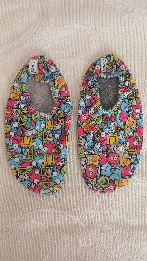 Çocuklar için Çok Renkli Kaydırmaz slipstop - Görsel 2