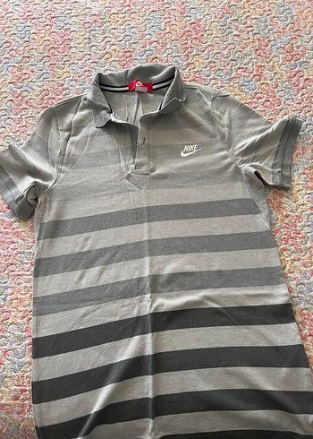 Nike Gri Cizgili Polo Tisort