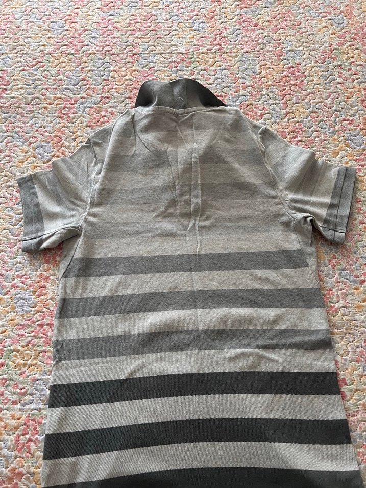 Nike Gri Çizgili Polo Tişört — görsel 3/5