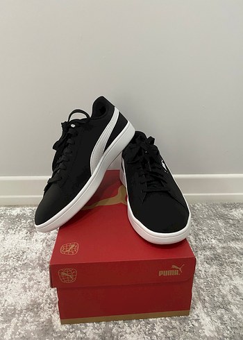 Puma Sneaker