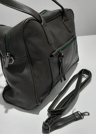 Valiz tip kol çantası 
