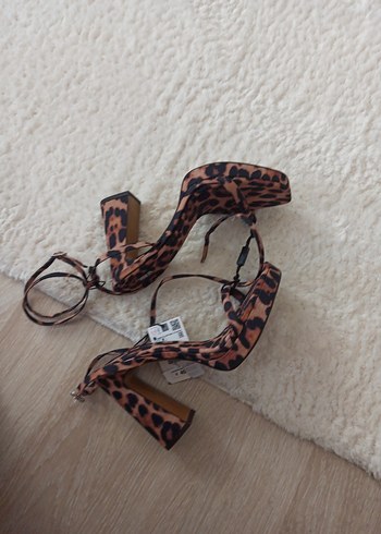 Leopar Desenli Platform Topuklu Kadın Ayakkabı - Görsel 14