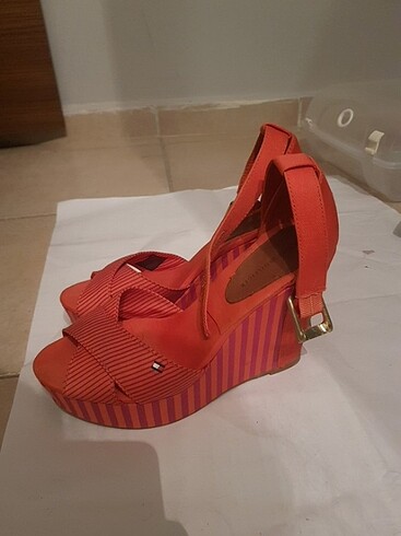 Tommy hilfiger sandalet 