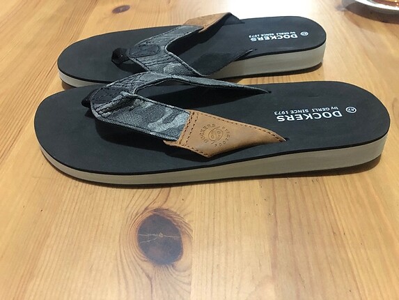 Dockers terlik