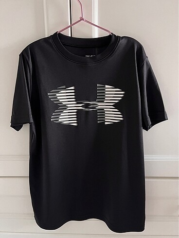 Under Armour Erkek Çocuk Spor Tshirt